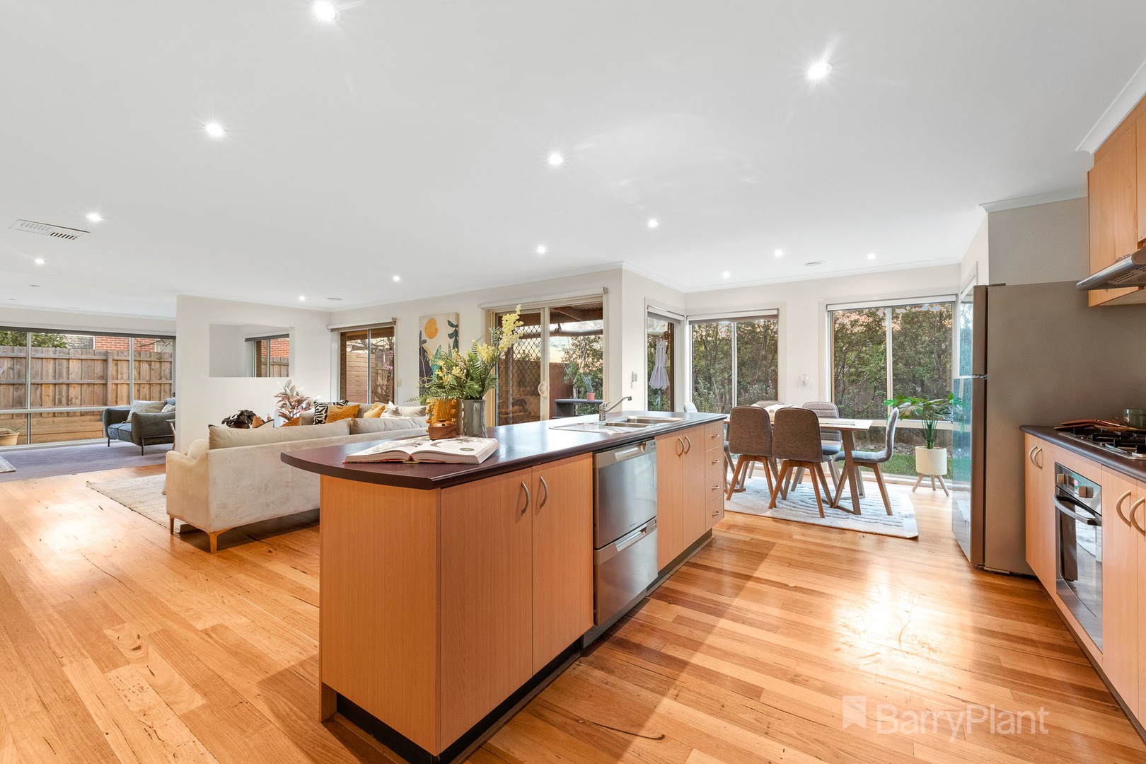 8 Viewbank Rise, Beaconsfield, VIC 3807, Beaconsfield - Thumbnail 6
