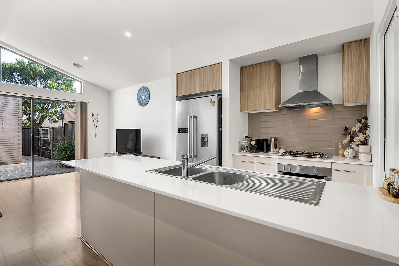 8 Viewrise Walk, Craigieburn, VIC 3064, Craigieburn - Thumbnail 3