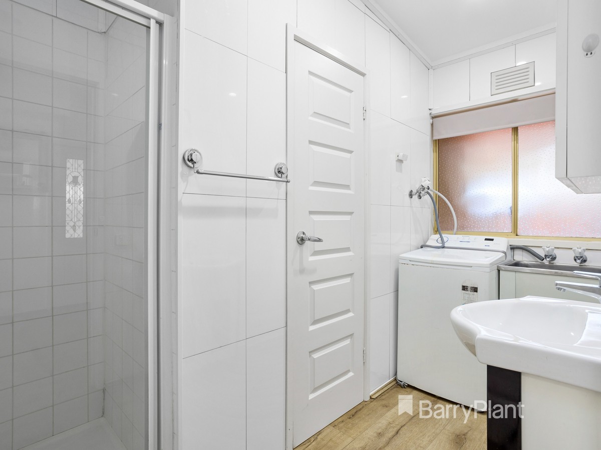 8 Vincent Street, Tootgarook, VIC 3941, Tootgarook - Thumbnail 5