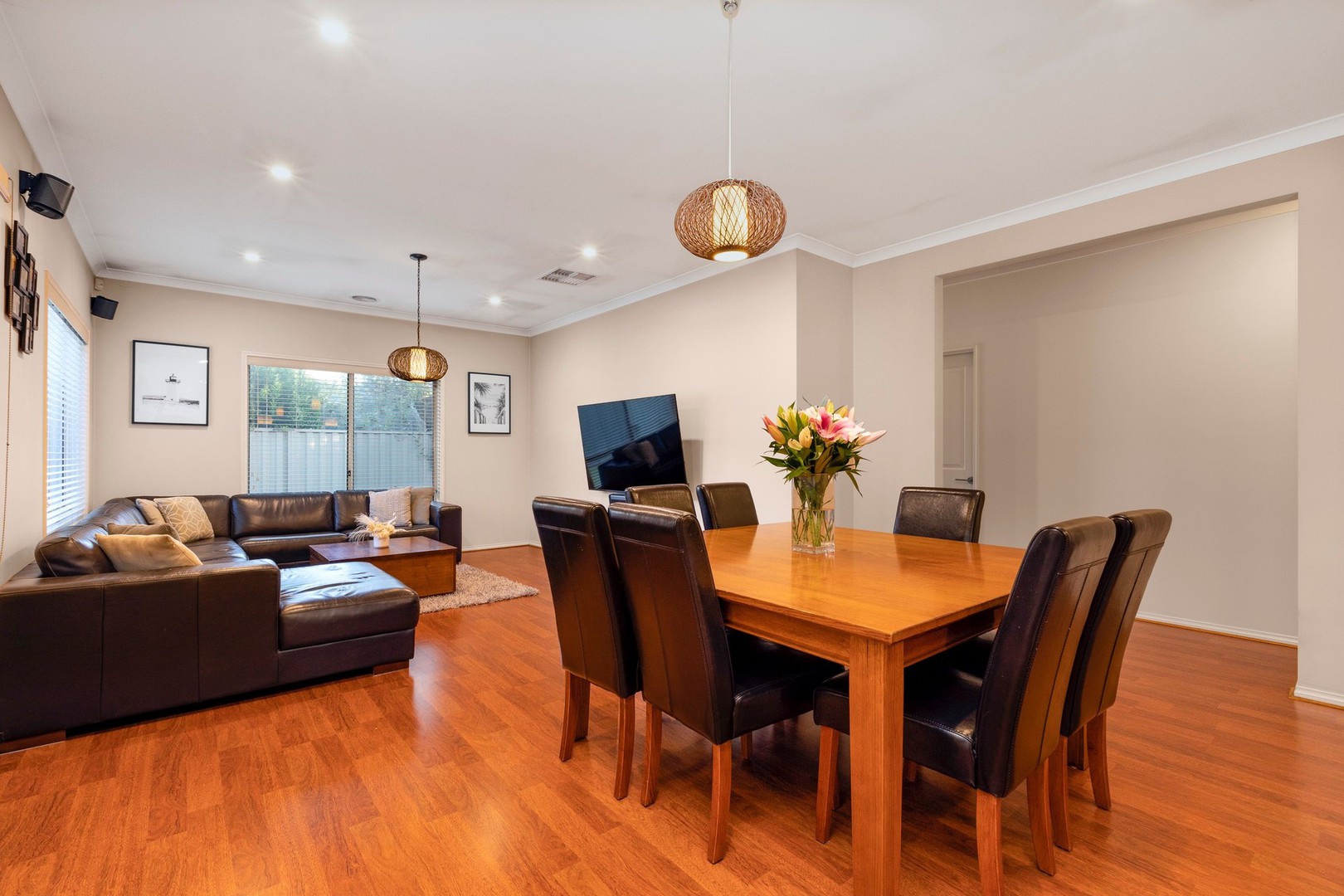 8 Vintage WayCaroline Springs, VIC 3023  - Leased, Caroline Springs - Thumbnail 3