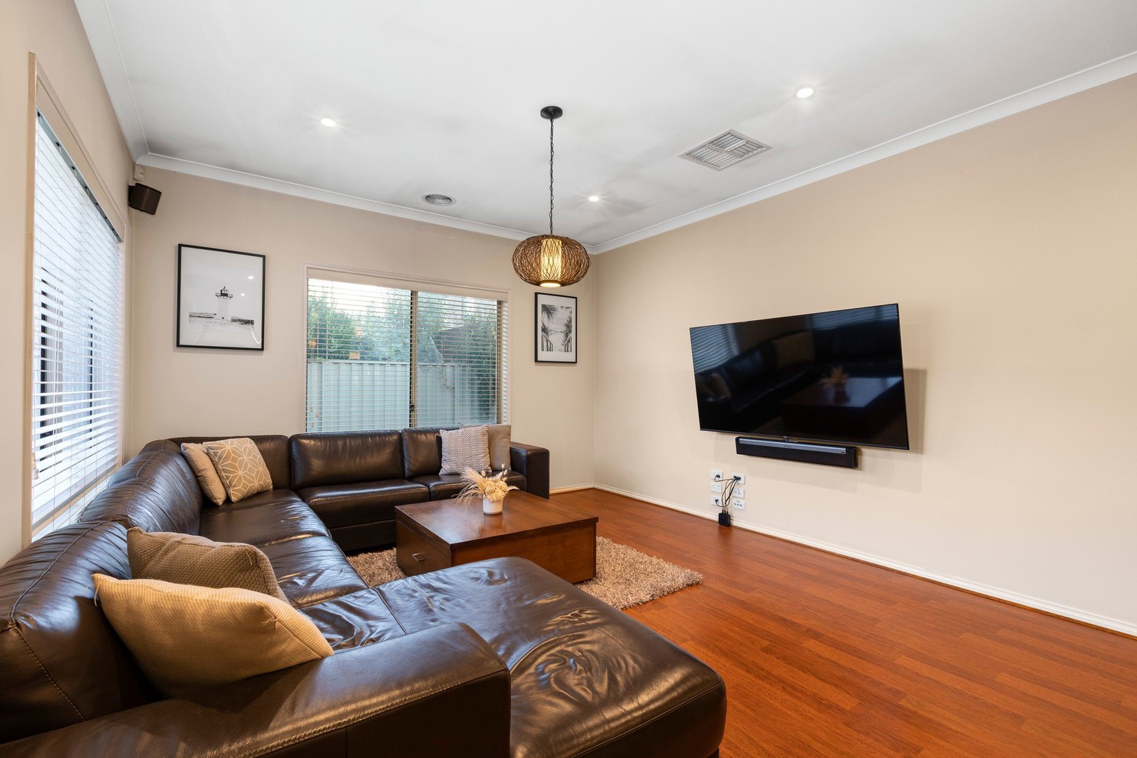 8 Vintage Way, Caroline Springs, VIC 3023, Caroline Springs - Thumbnail 4