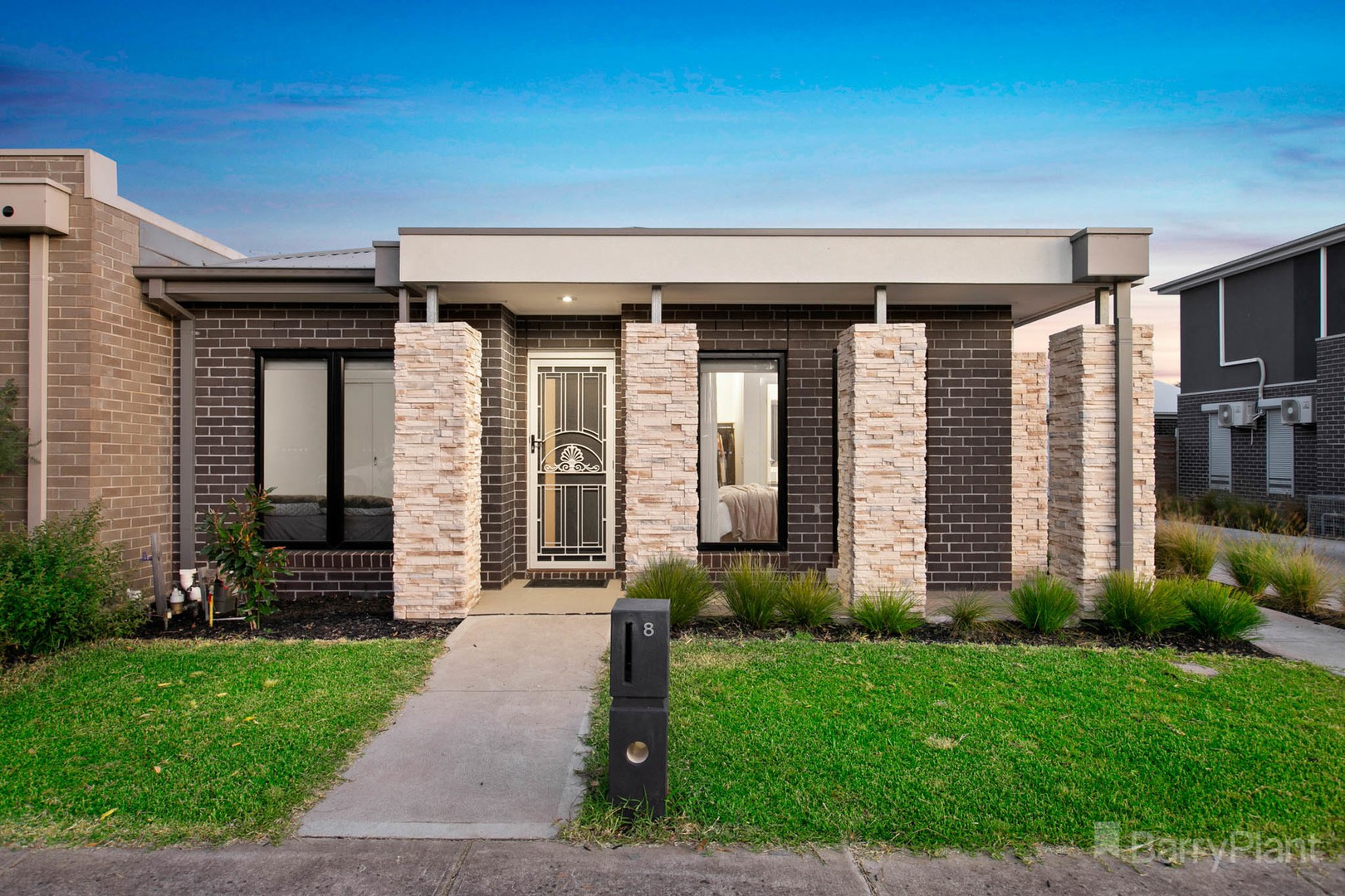 8 Viridian Avenue, Officer, VIC 3809, Officer - Thumbnail 2