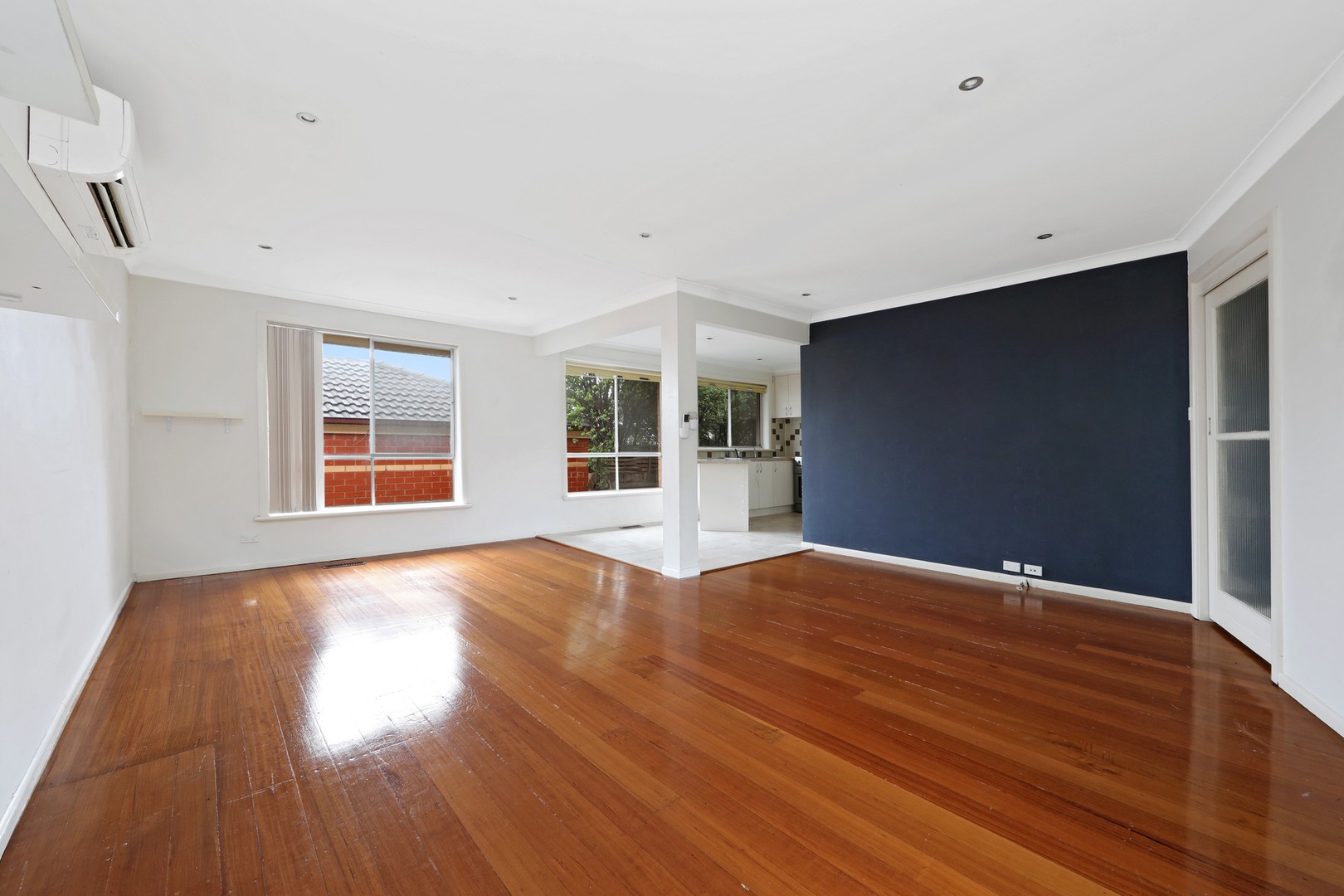 8 Vivienne Avenue, Boronia, VIC 3155 - Thumbnail 2 - 05/06/2026