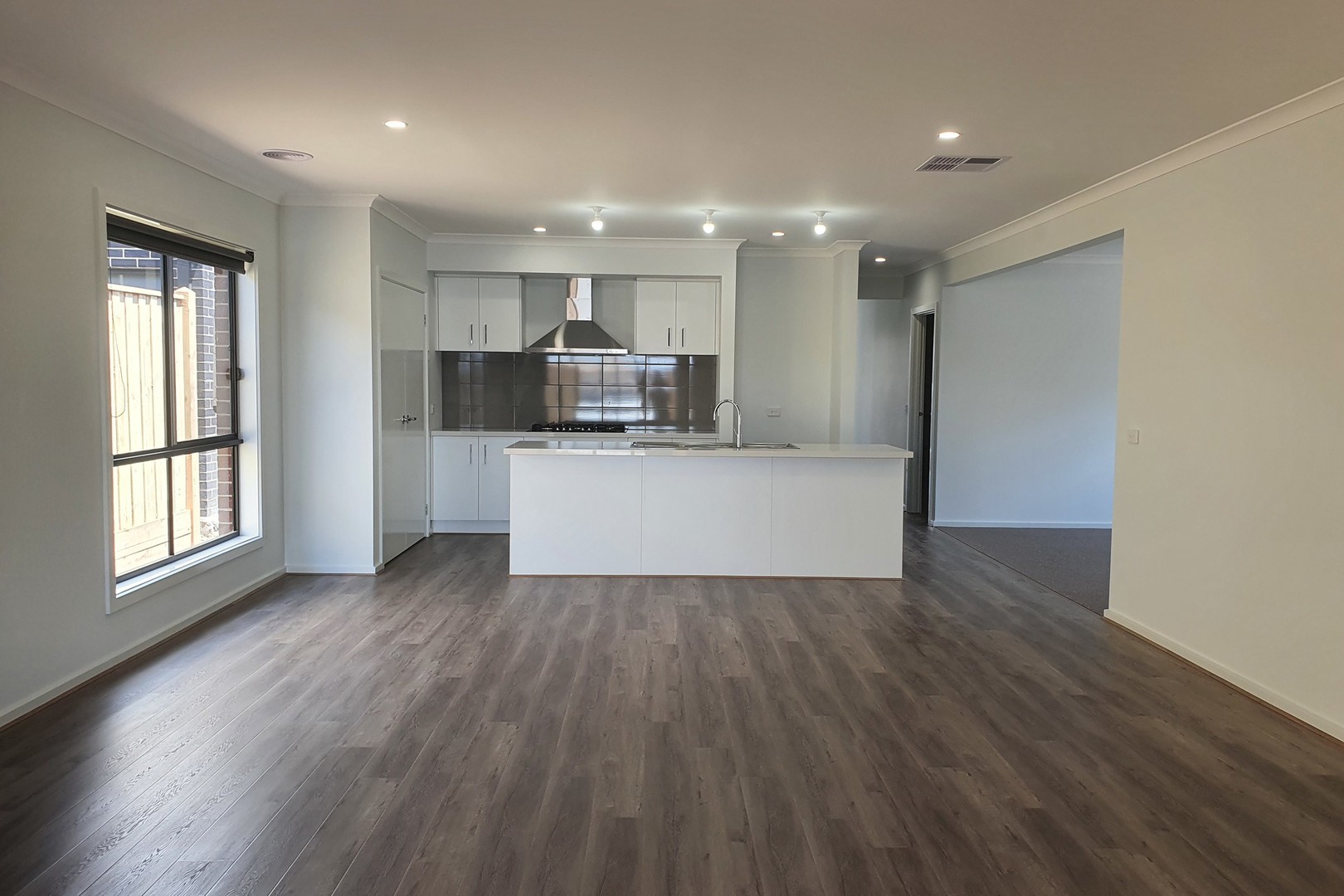 8 Walker Drive, Mickleham, VIC 3064 - Thumbnail 1 - 03/12/2021
