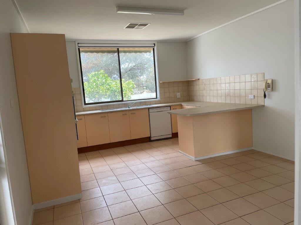 8 Walnut Avenue, Mildura, VIC 3500, Mildura - Thumbnail 2