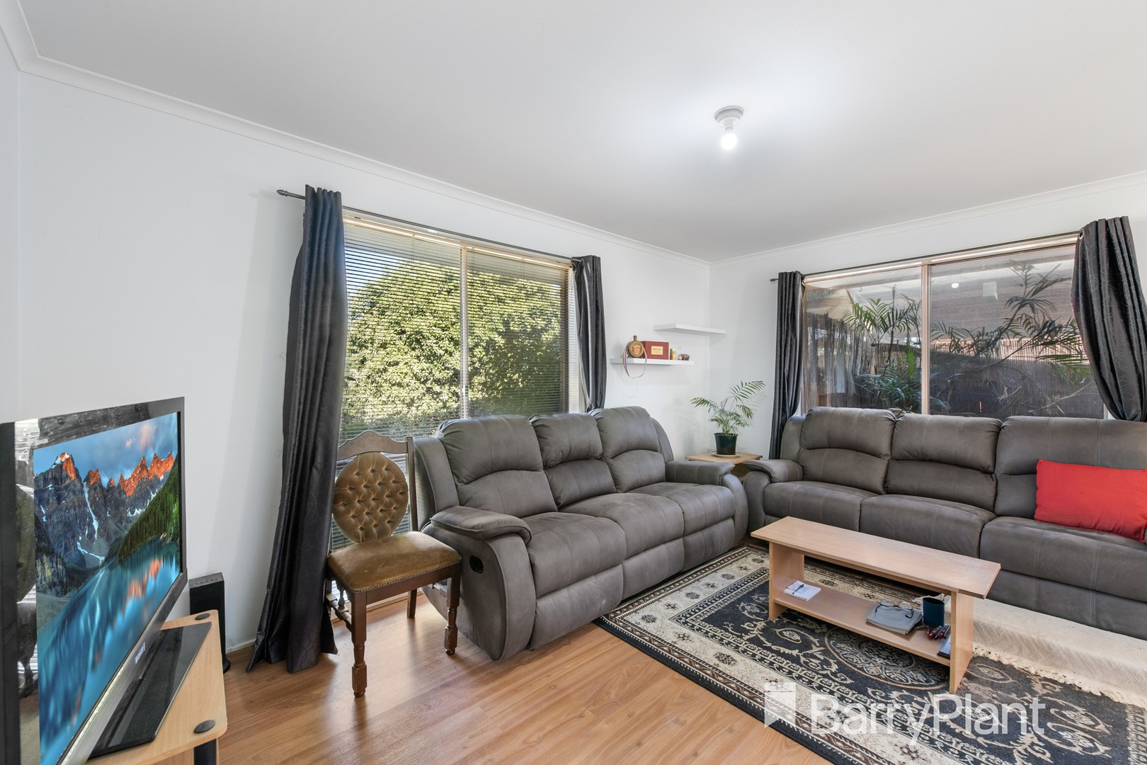 8 Walton Street, Melton South, VIC 3338, Melton South - Thumbnail 6