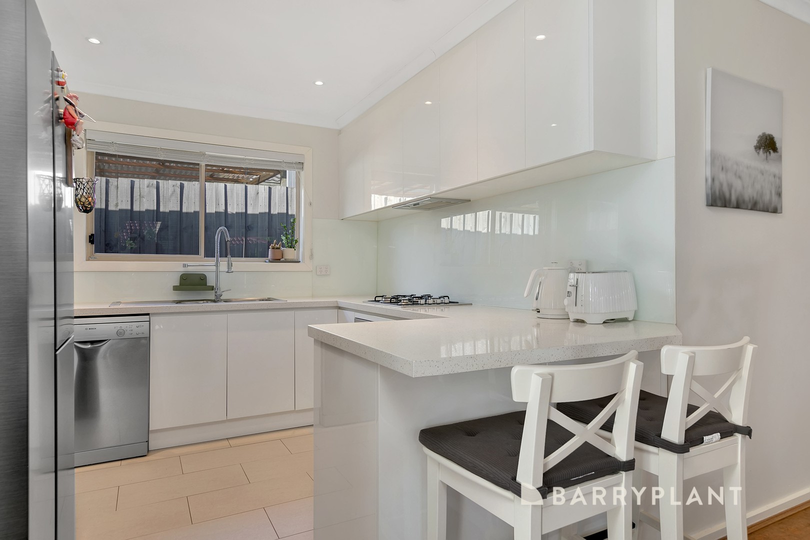 8 Warbler Walk, South Morang, VIC 3752, South Morang - Thumbnail 5