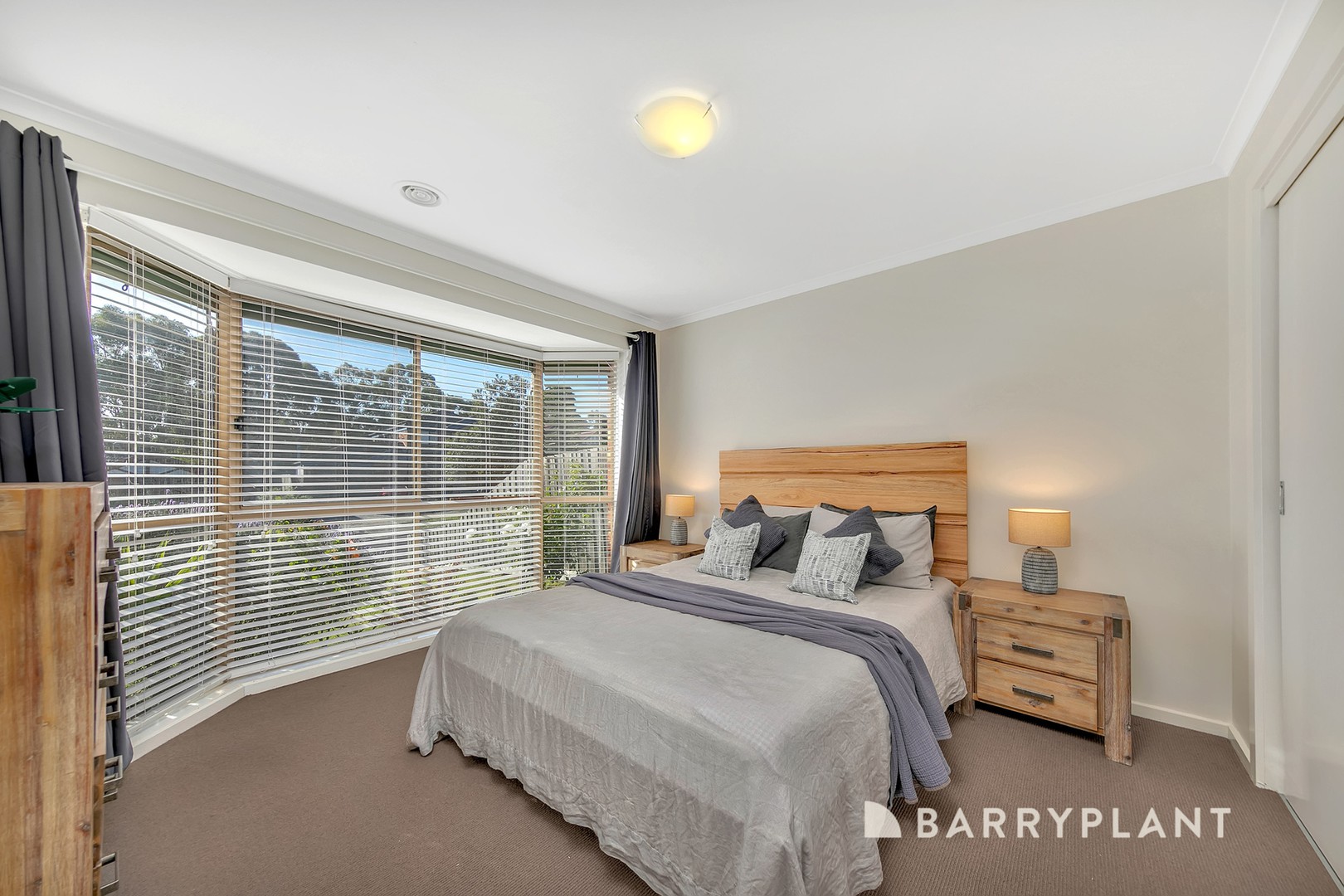8 Warbler Walk, South Morang, VIC 3752, South Morang - Thumbnail 7