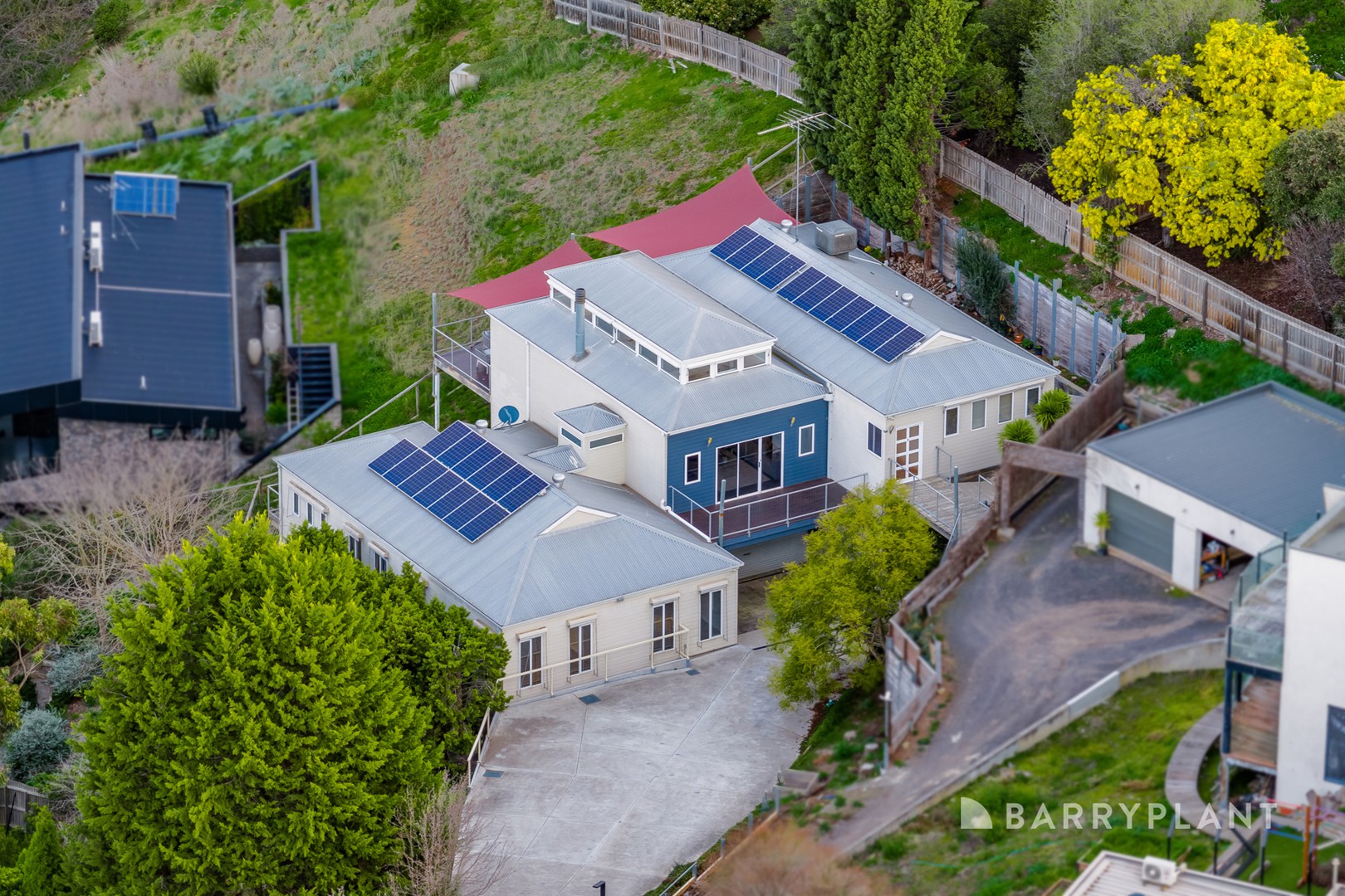 8 Watersedge Terrace, Highton, VIC 3216 - Thumbnail 2 - 11/08/2025