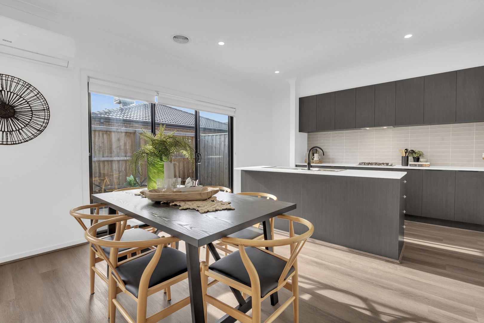 8 Wattle Street, Donnybrook, VIC 3064, Donnybrook - Thumbnail 3