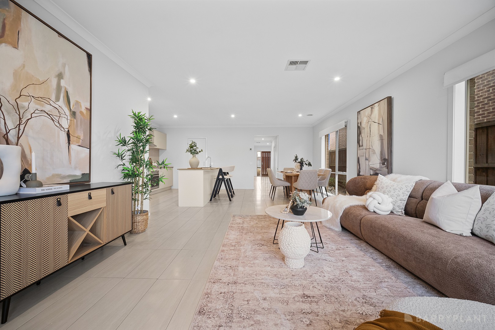8 Weatherall Way, Keysborough, VIC 3173, Keysborough - Thumbnail 2
