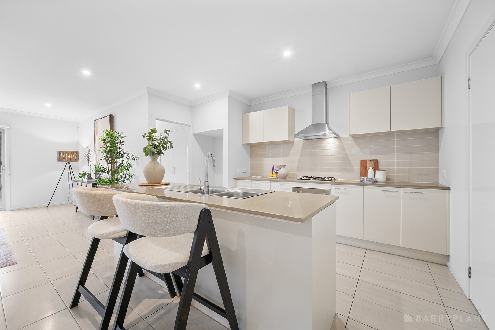 8 Weatherall Way, Keysborough, VIC 3173, Keysborough - Thumbnail 3