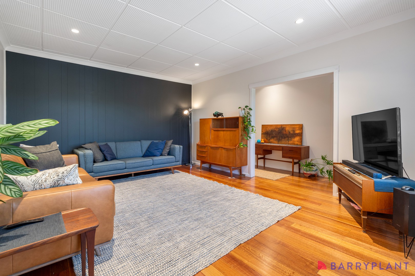 8 Wellman Street, Reservoir, VIC 3073, Reservoir - Thumbnail 2