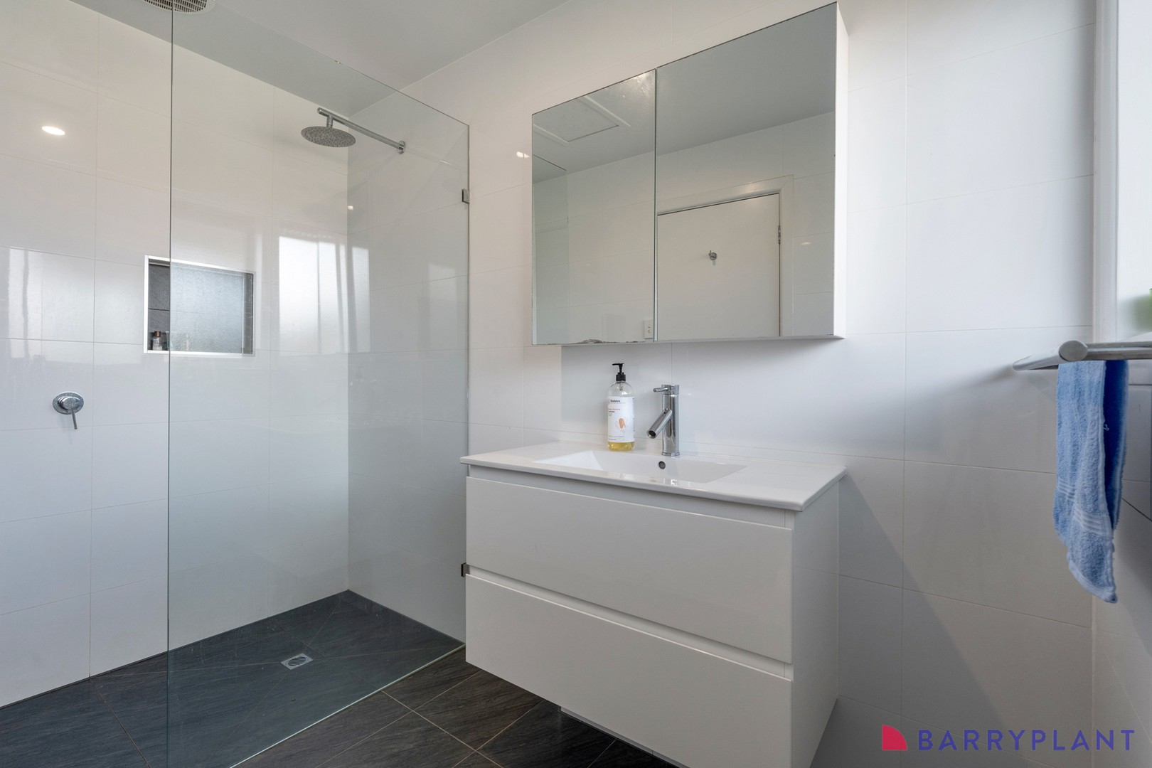 8 Wellman Street, Reservoir, VIC 3073, Reservoir - Thumbnail 8