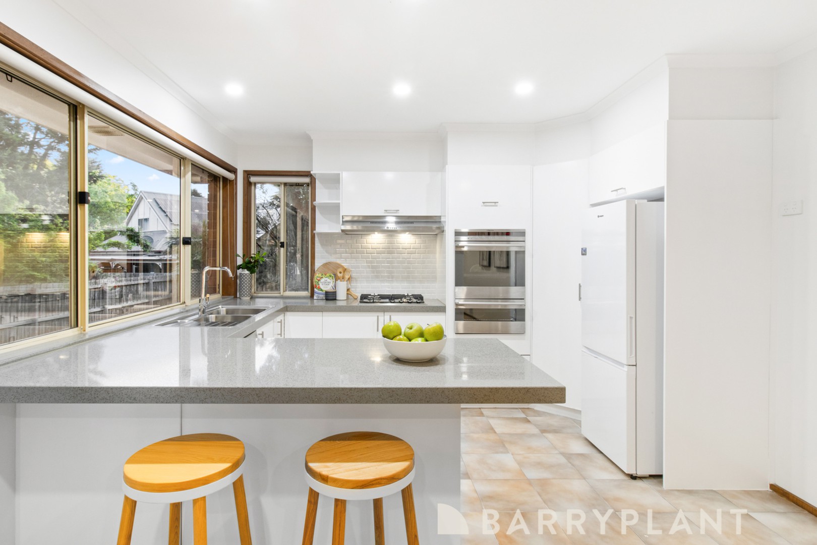 8 Westminster Drive, Rowville, VIC 3178, Rowville - Thumbnail 4