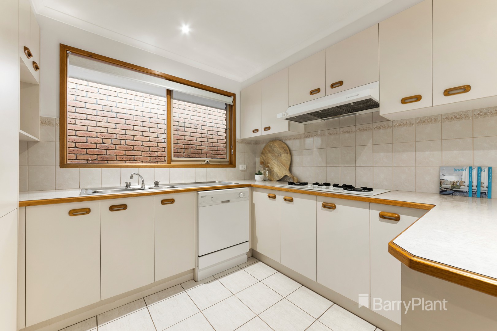 8 Wheatland Crescent, Dingley Village, VIC 3172, Dingley Village - Thumbnail 4