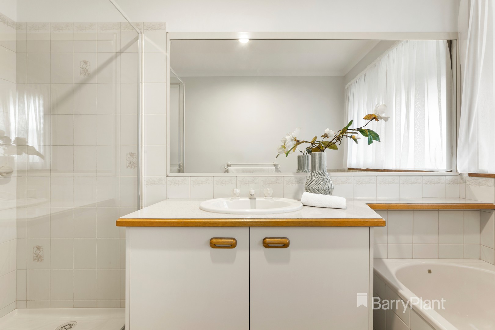 8 Wheatland Crescent, Dingley Village, VIC 3172, Dingley Village - Thumbnail 6