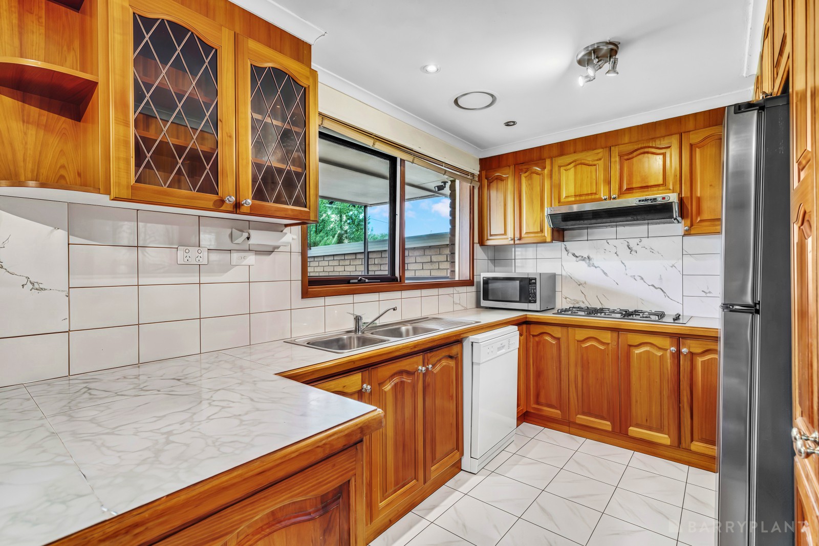 8 Whitehaven Crescent, Noble Park North, VIC 3174, Noble Park North - Thumbnail 4
