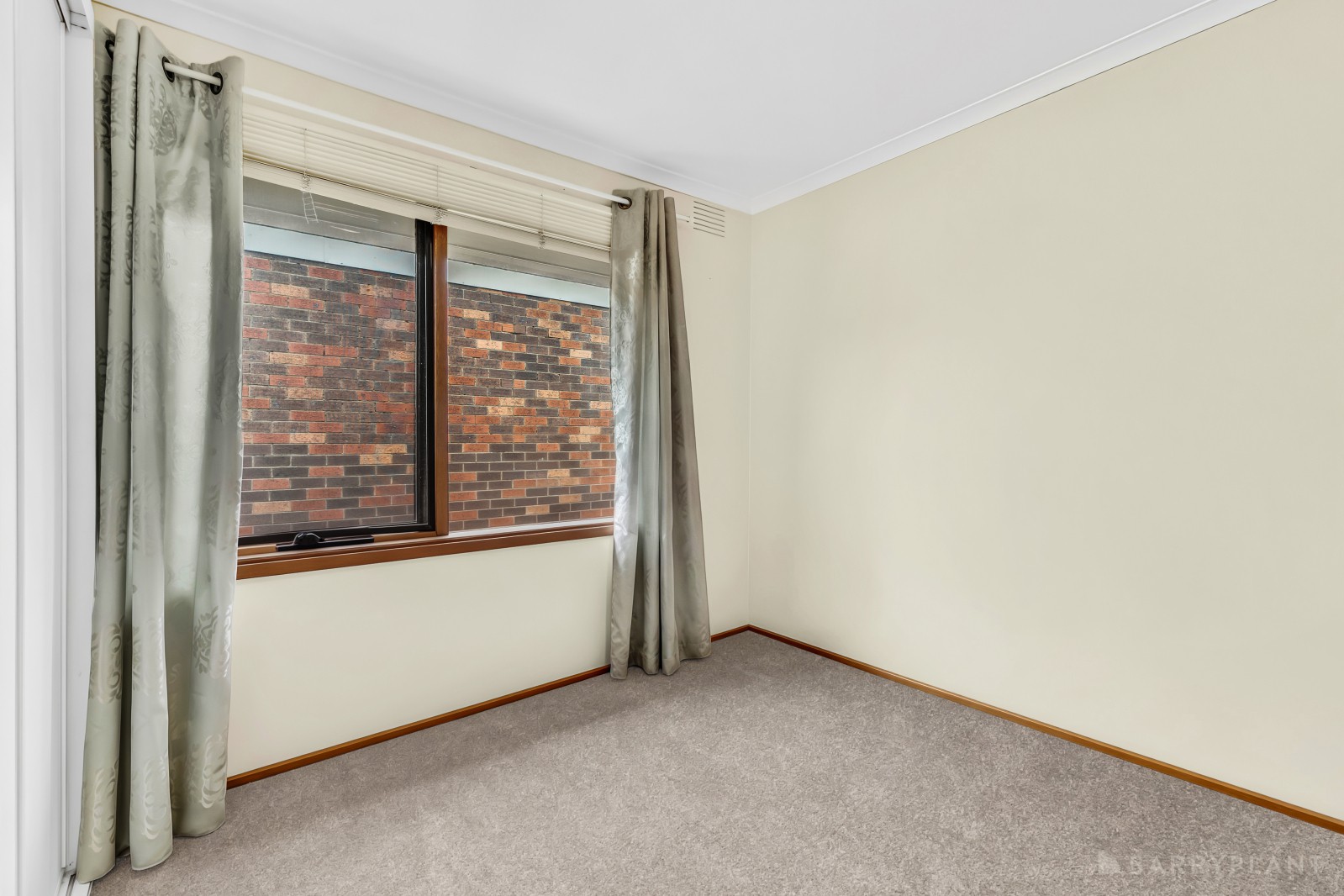 8 Whitehaven Crescent, Noble Park North, VIC 3174, Noble Park North - Thumbnail 7