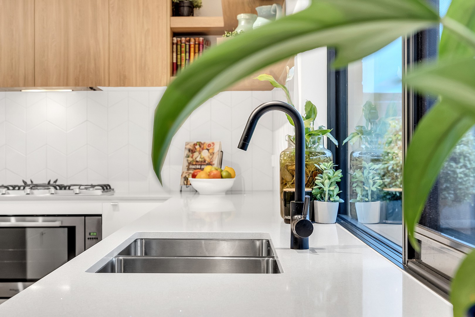 8 Whiteleaf DriveMickleham, VIC 3064, Mickleham - Thumbnail 6