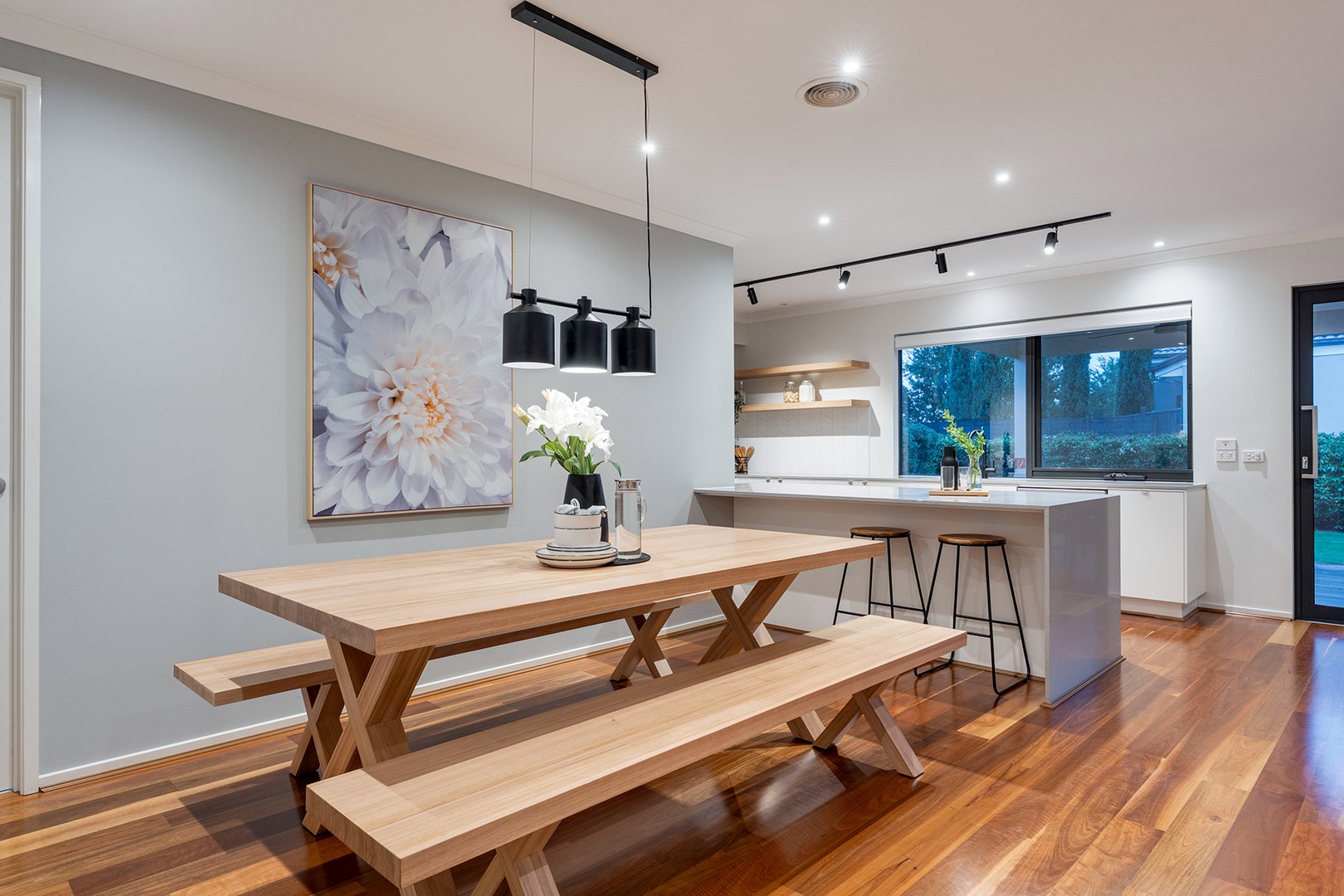 8 Whiteleaf Drive, Mickleham, VIC 3064, Mickleham - Thumbnail 6