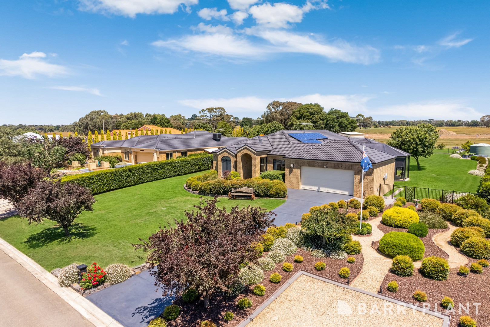 8 Willow Court, Kilmore, VIC 3764, Kilmore - Thumbnail 2
