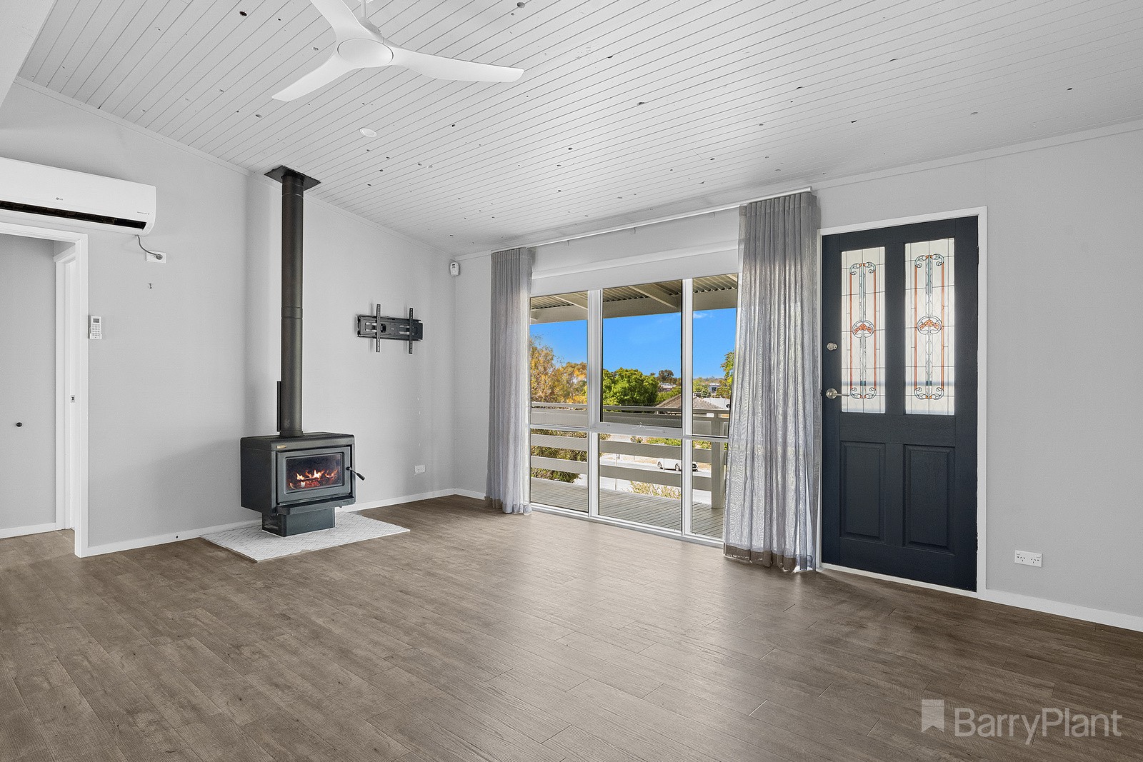 8 Wirth Street, Flora Hill, VIC 3550, Flora Hill - Thumbnail 2