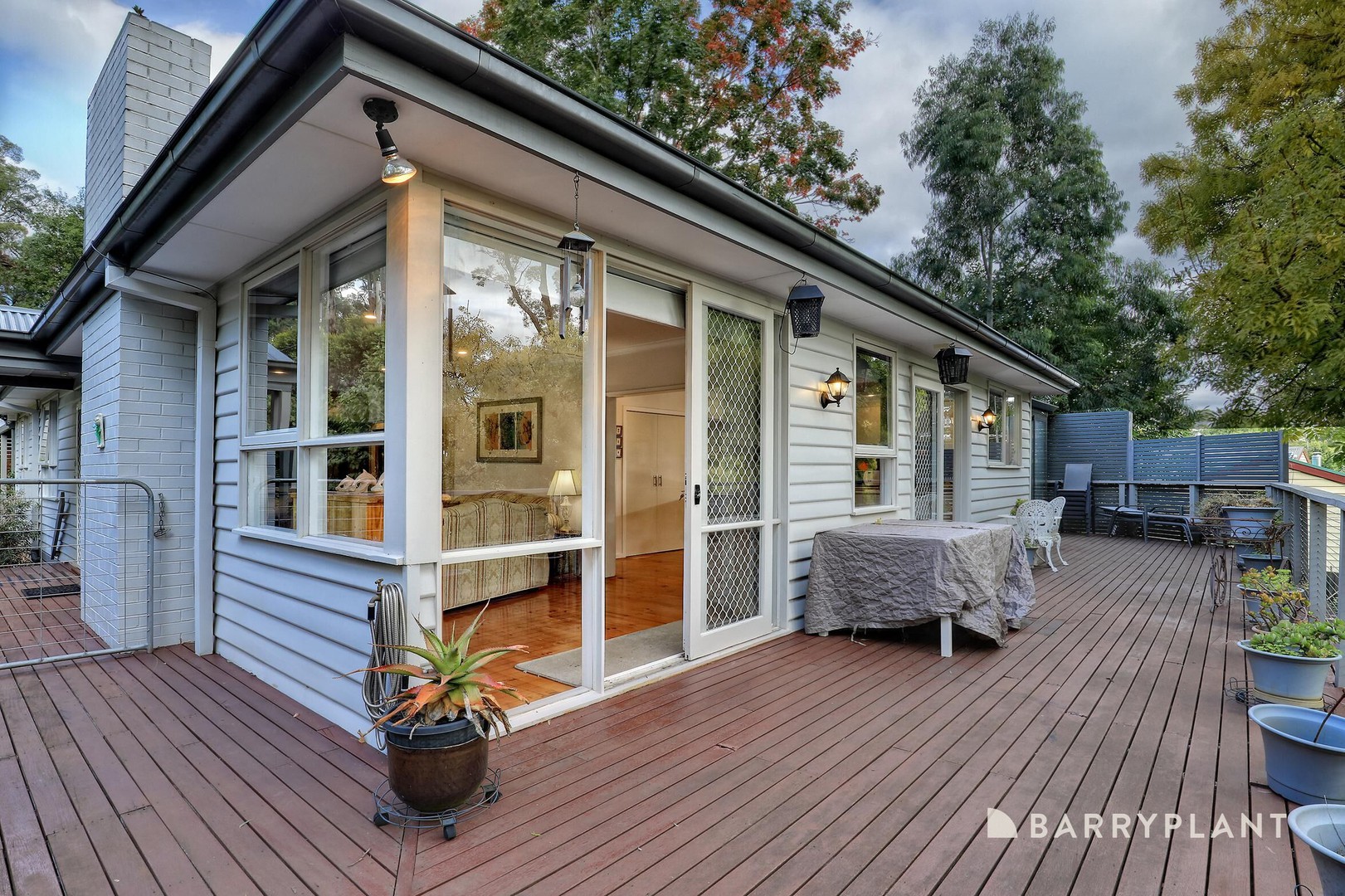 8 Woodlands Avenue, Emerald, VIC 3782, Emerald - Thumbnail 3