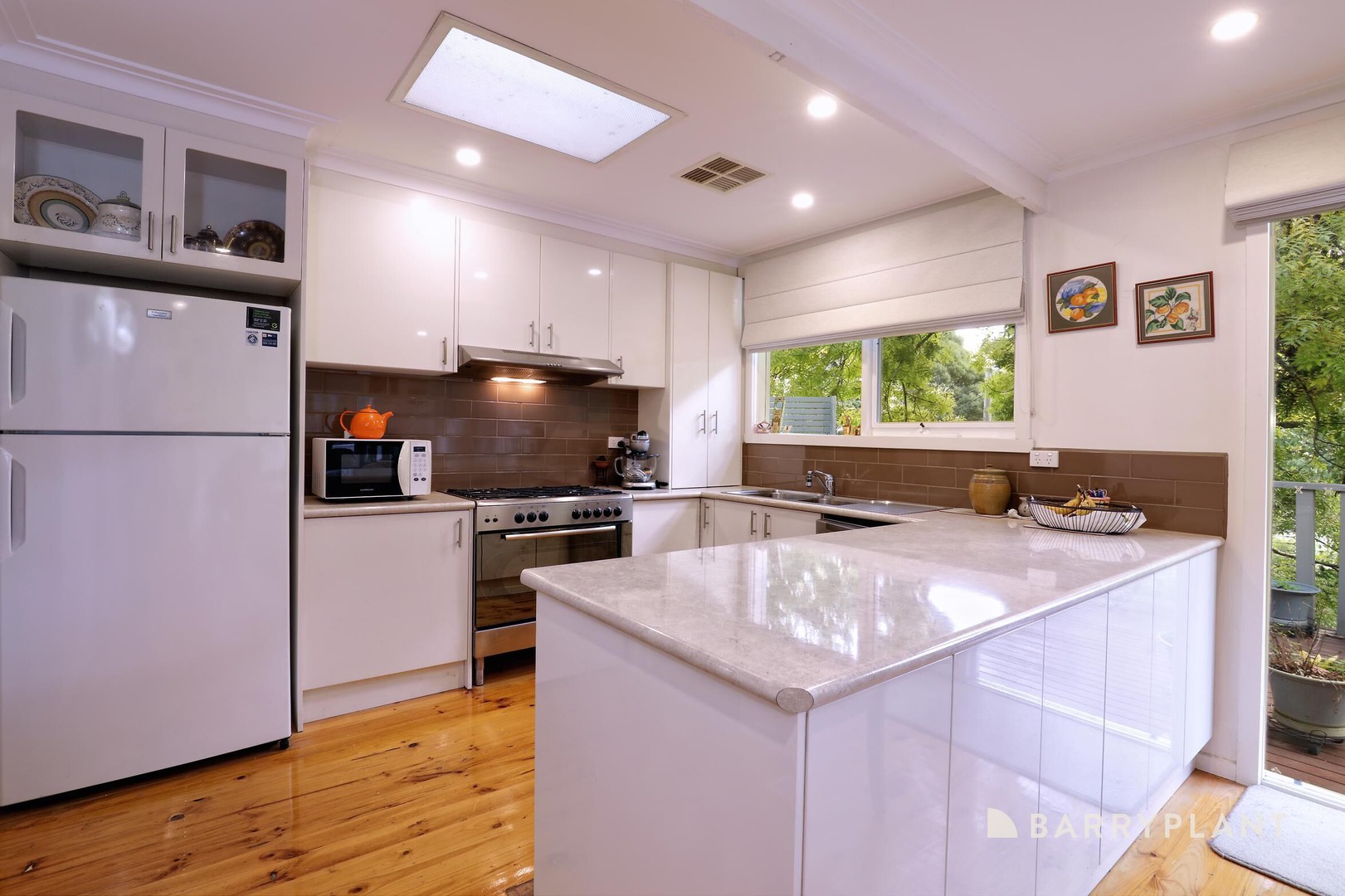 8 Woodlands Avenue, Emerald, VIC 3782, Emerald - Thumbnail 4