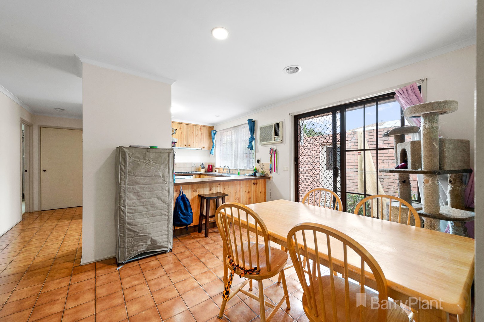 8 Woodlands Crescent, Narre Warren, VIC 3805, Narre Warren - Thumbnail 3