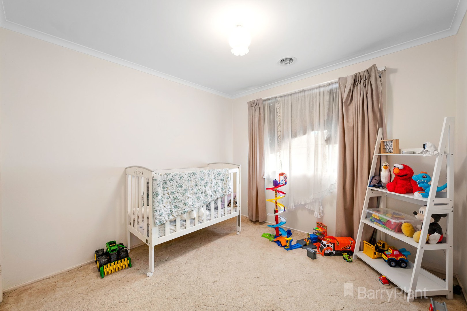 8 Woodlands Crescent, Narre Warren, VIC 3805, Narre Warren - Thumbnail 7