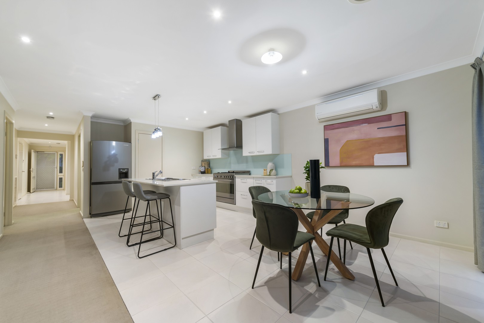 8 Woollahra Parade, Taylors Hill, VIC 3037, Taylors Hill - Thumbnail 3