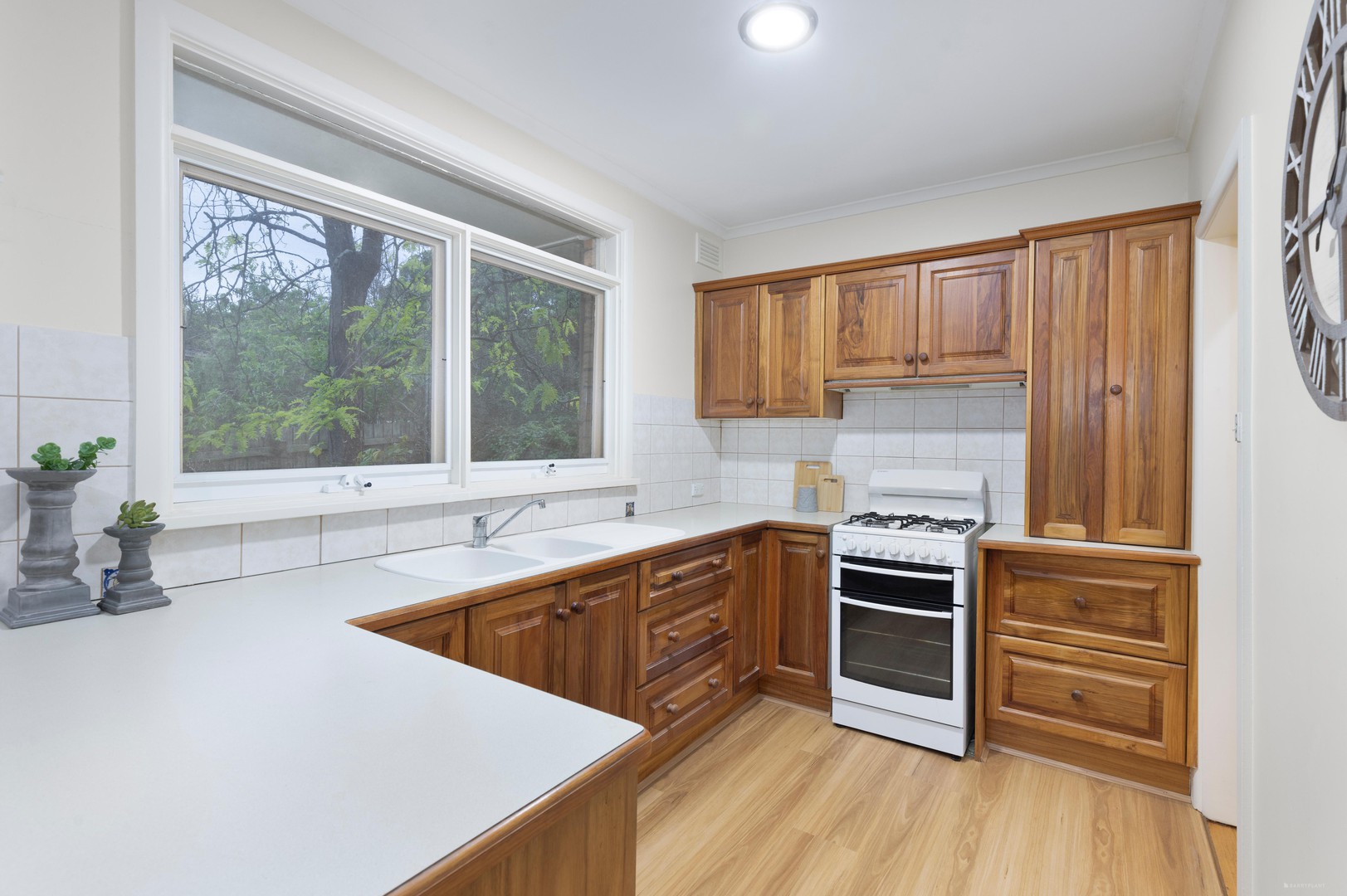 8 Worrell Street, Nunawading, VIC 3131, Nunawading - Thumbnail 5