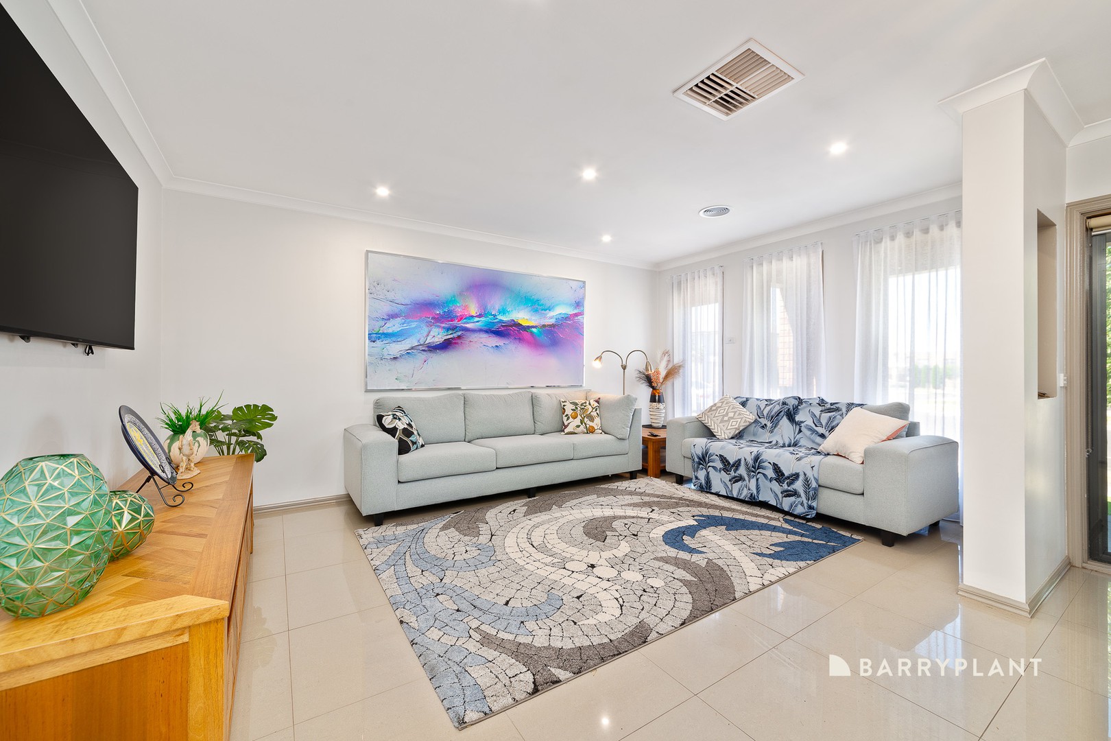 8 Wuchatsch Avenue, Epping, VIC 3076, Epping - Thumbnail 3