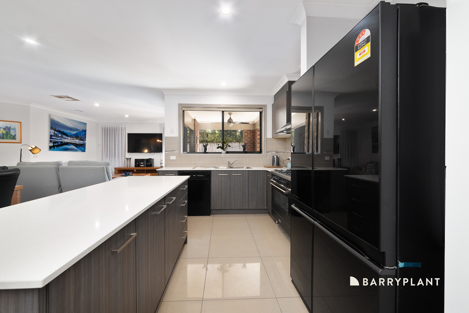 8 Wuchatsch Avenue, Epping, VIC 3076, Epping - Thumbnail 8