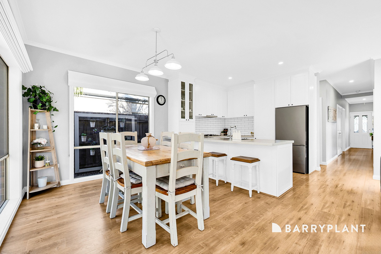 8 Xavier Way, South Morang, VIC 3752, South Morang - Thumbnail 3