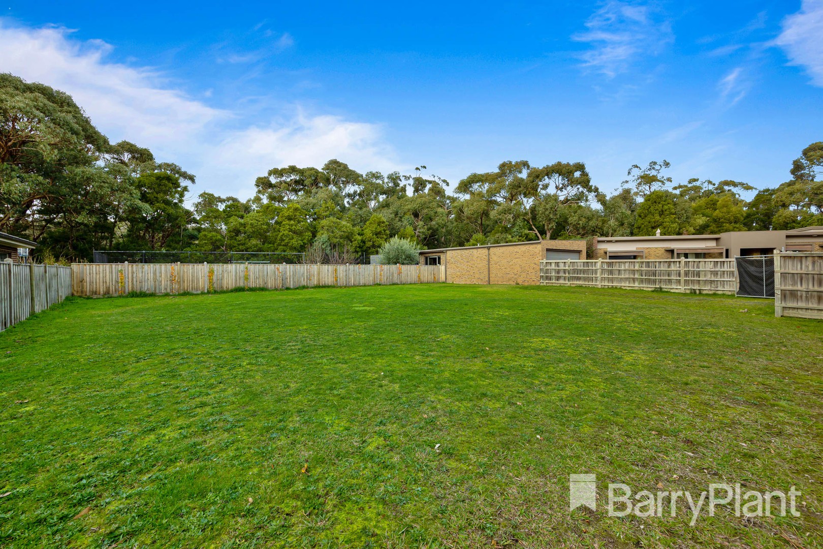 8 Yarra Gum Place, Mount Clear, VIC 3350 - Thumbnail 1 - 13/06/2023