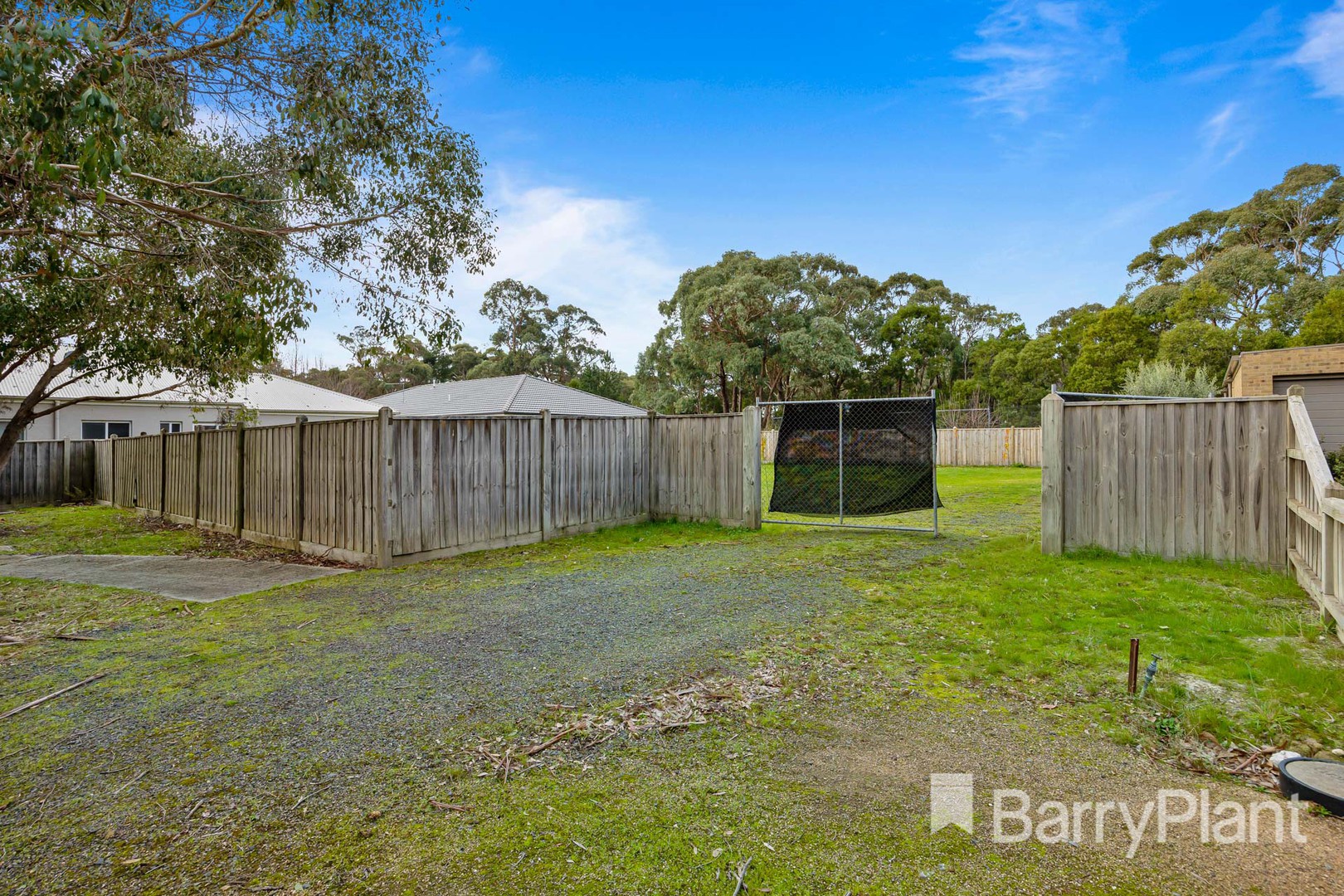 8 Yarra Gum Place, Mount Clear, VIC 3350 - Thumbnail 2 - 13/06/2023