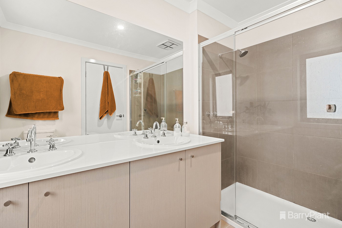 8 Yeoman Lane, Chirnside Park, VIC 3116, Chirnside Park - Thumbnail 7