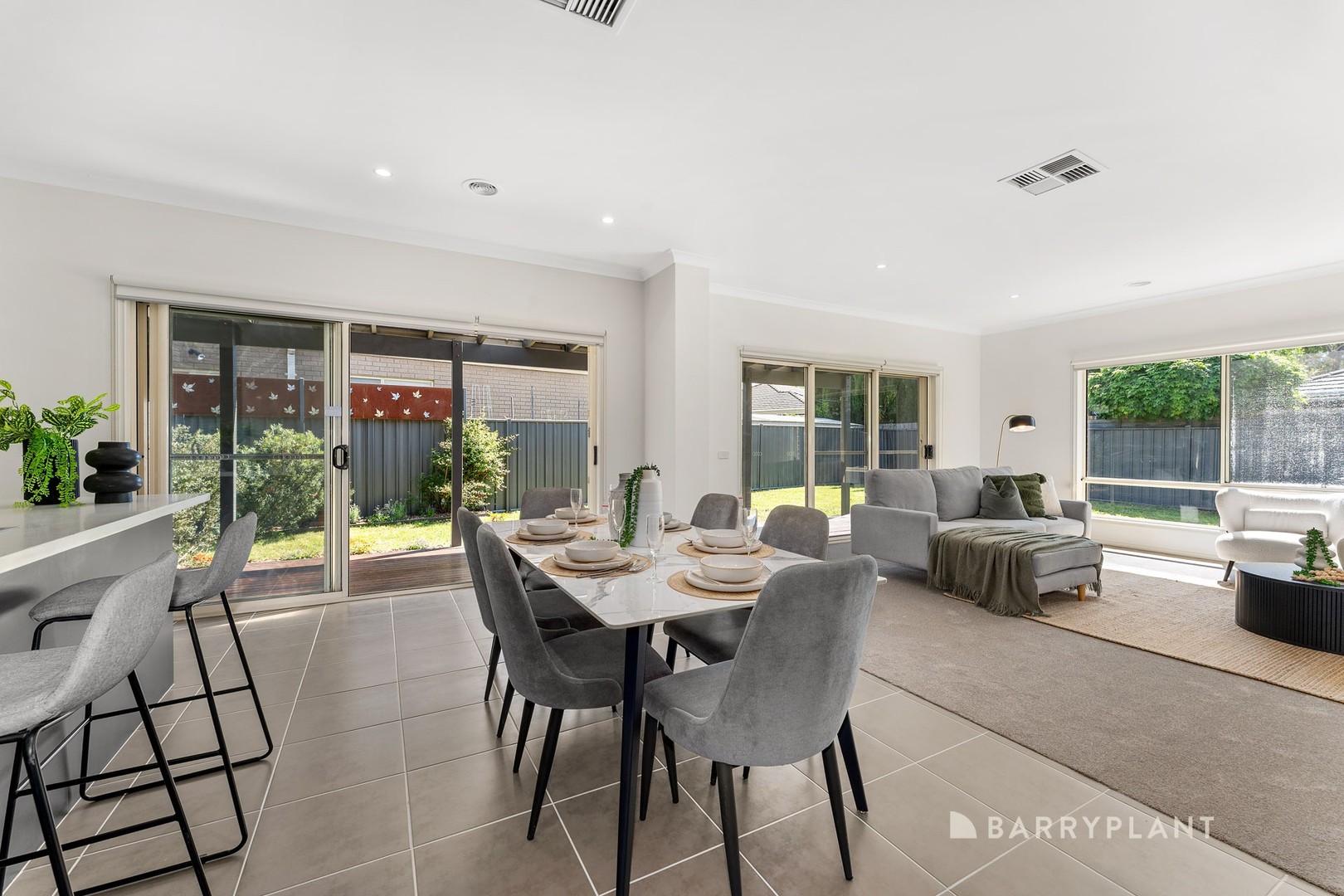 8 Yoemans Drive, Mernda, VIC 3754, Mernda - Thumbnail 4