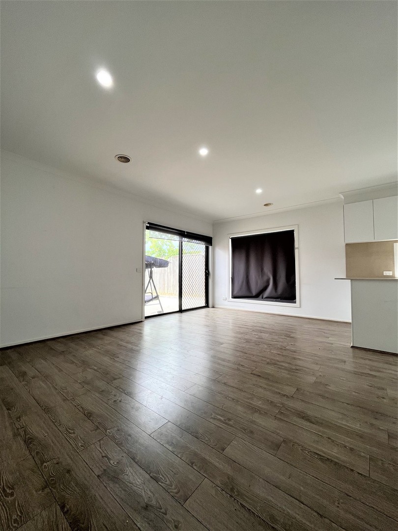 80 Ayesha Avenue, Melton South, VIC 3338, Melton South - Thumbnail 3