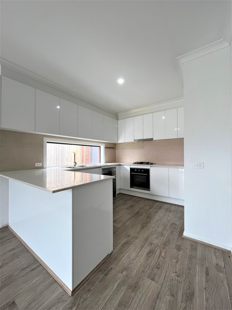 80 Ayesha Avenue, Melton South, VIC 3338, Melton South - Thumbnail 6