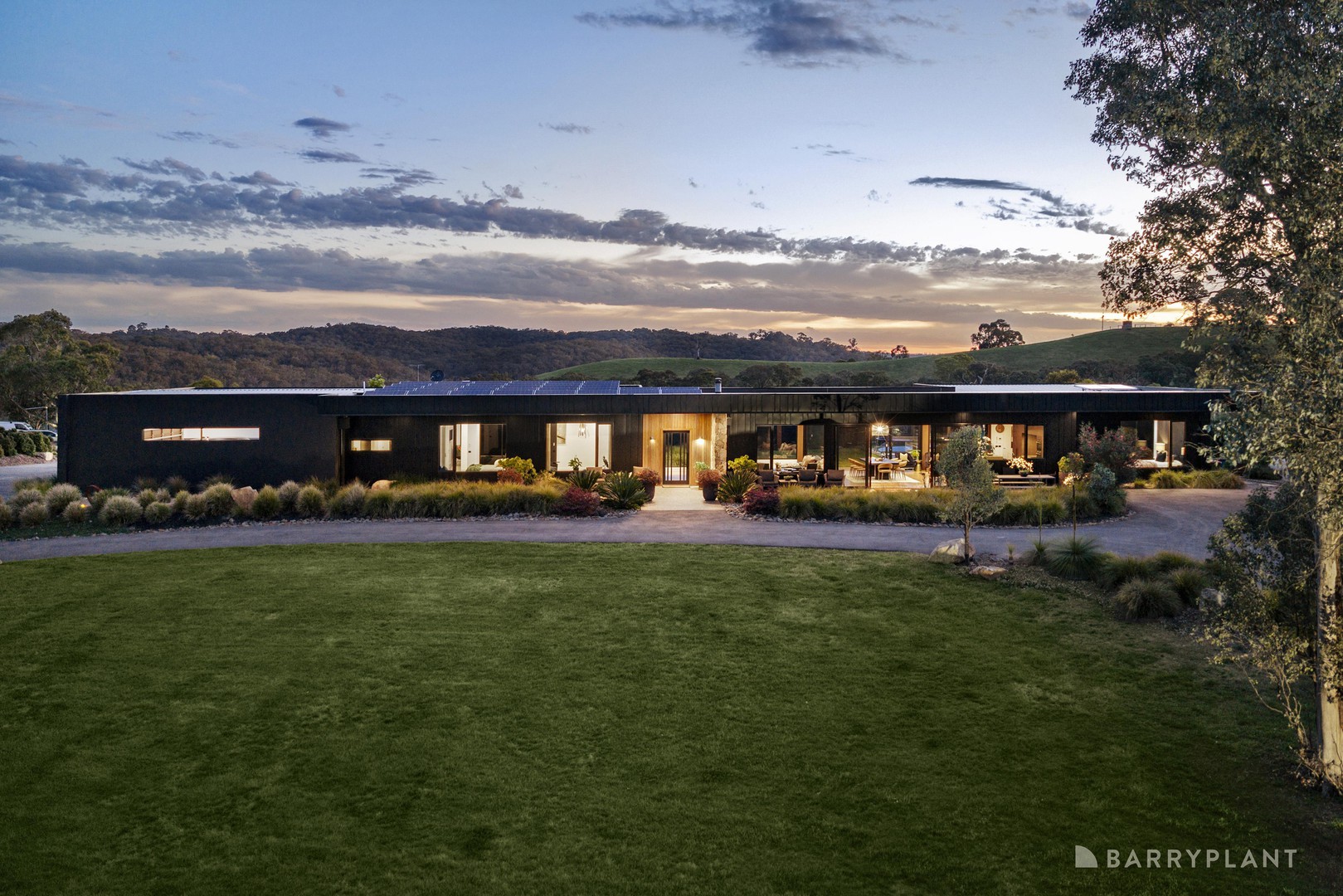 80 Bourchiers Road, Kangaroo Ground, VIC 3097 - Thumbnail 2 - 29/01/2026