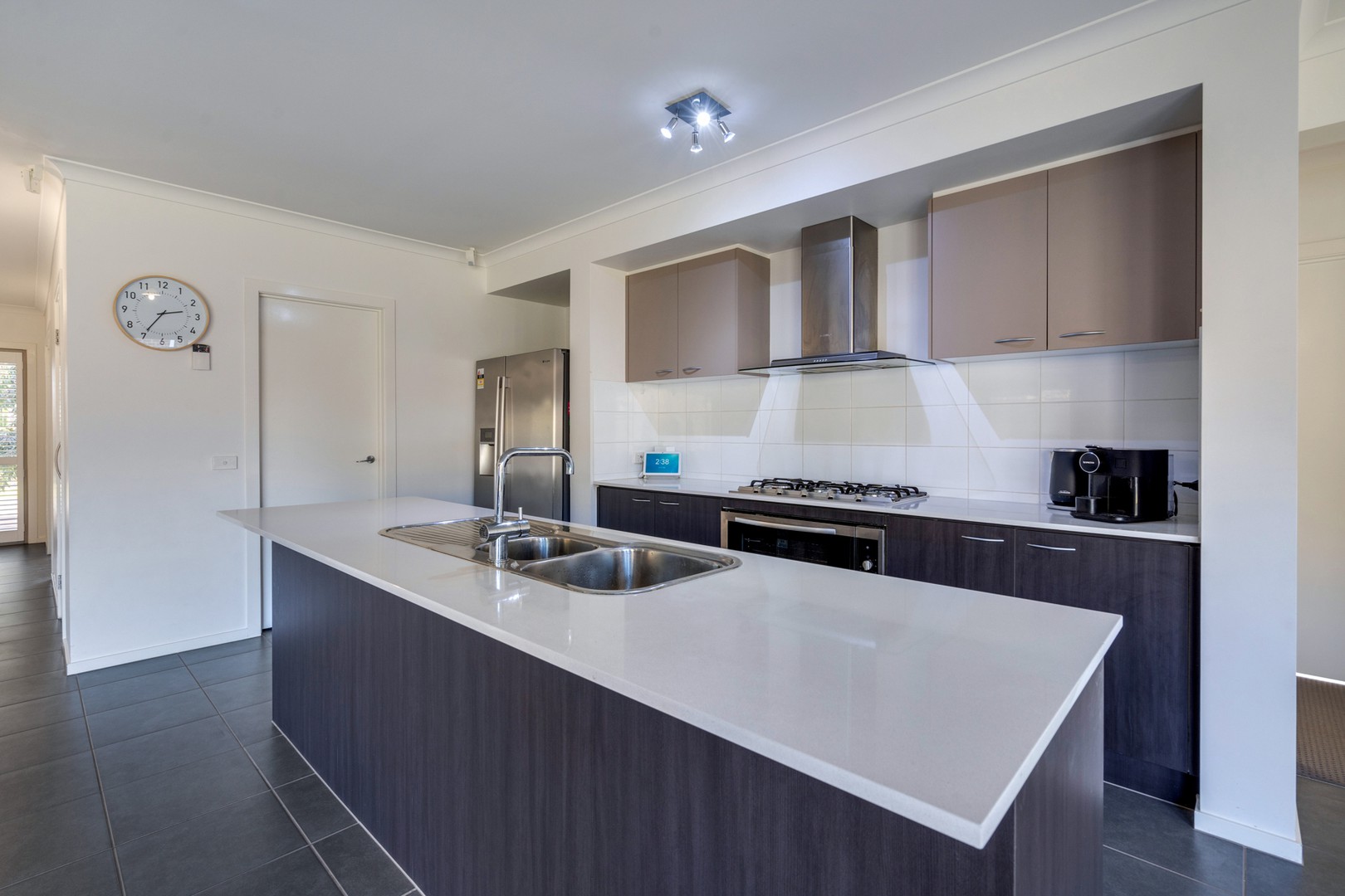 80 Bridgehaven Drive, Craigieburn, VIC 3064, Craigieburn - Thumbnail 2