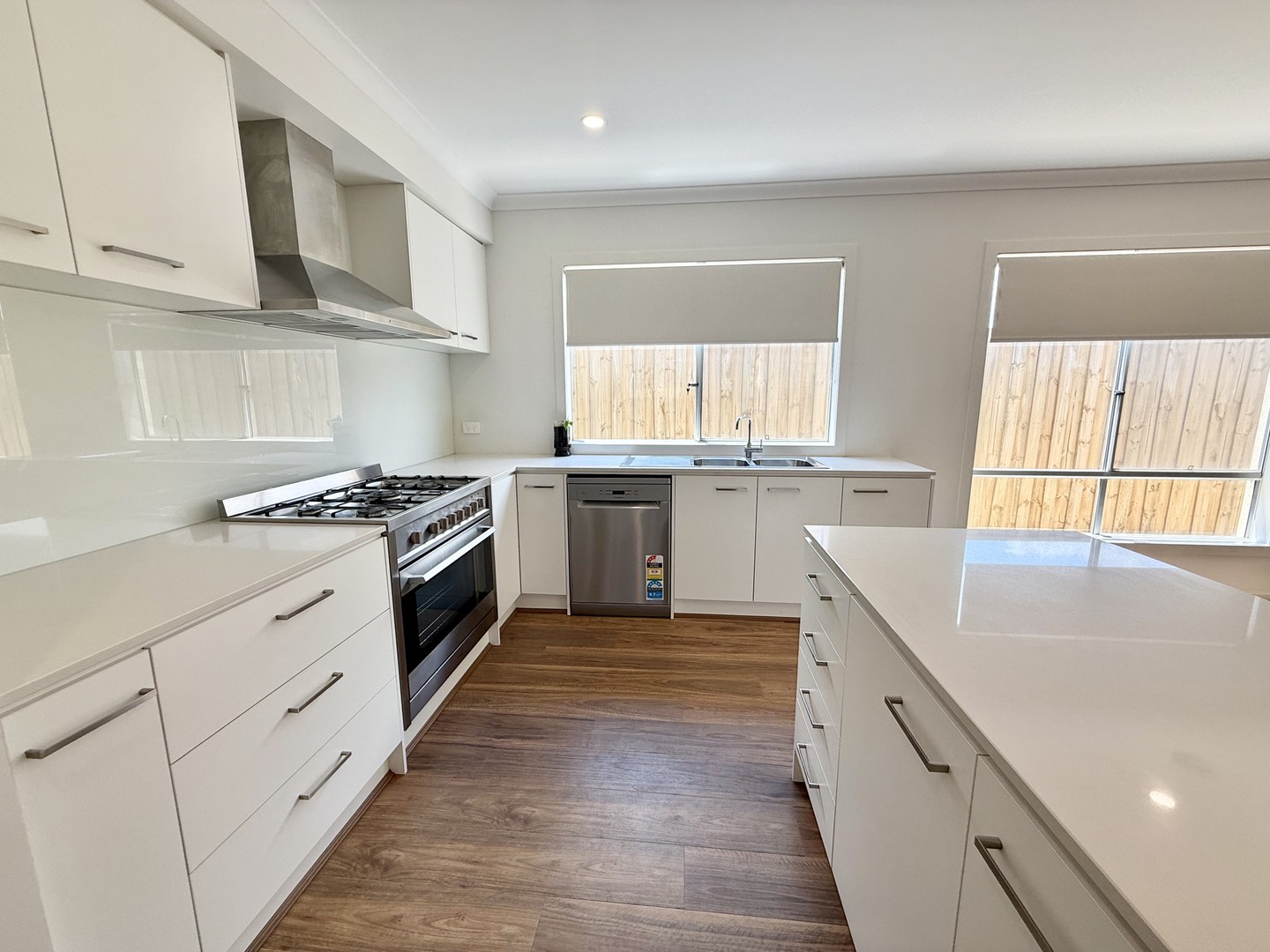 80 Charleston Road, Deanside, VIC 3336, Deanside - Thumbnail 6