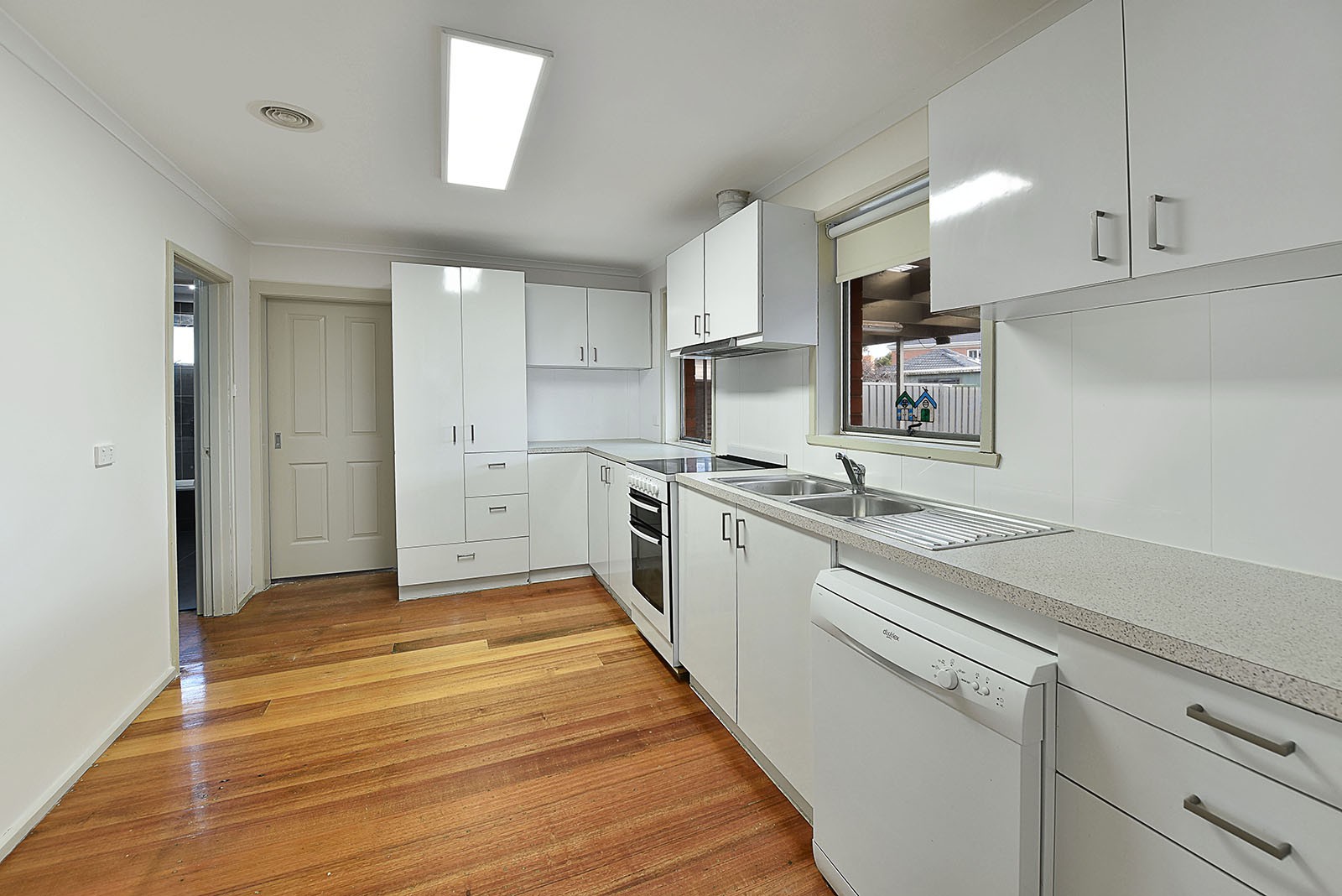 80 Clarendon St, Avondale Heights, VIC 3034 - Thumbnail 2 - 14/08/2025