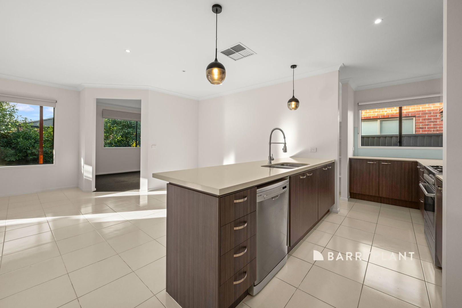 80 Elmslie Drive, Cranbourne East, VIC 3977, Cranbourne East - Thumbnail 5