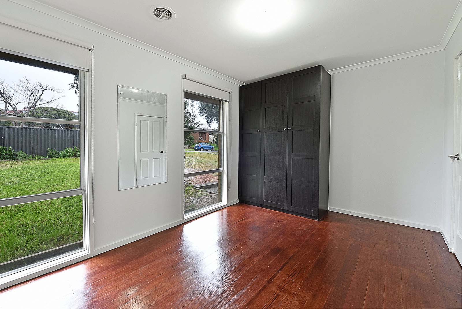 80 Erinbank Cres, Westmeadows, VIC 3049 - Thumbnail 2 - 21/09/2026