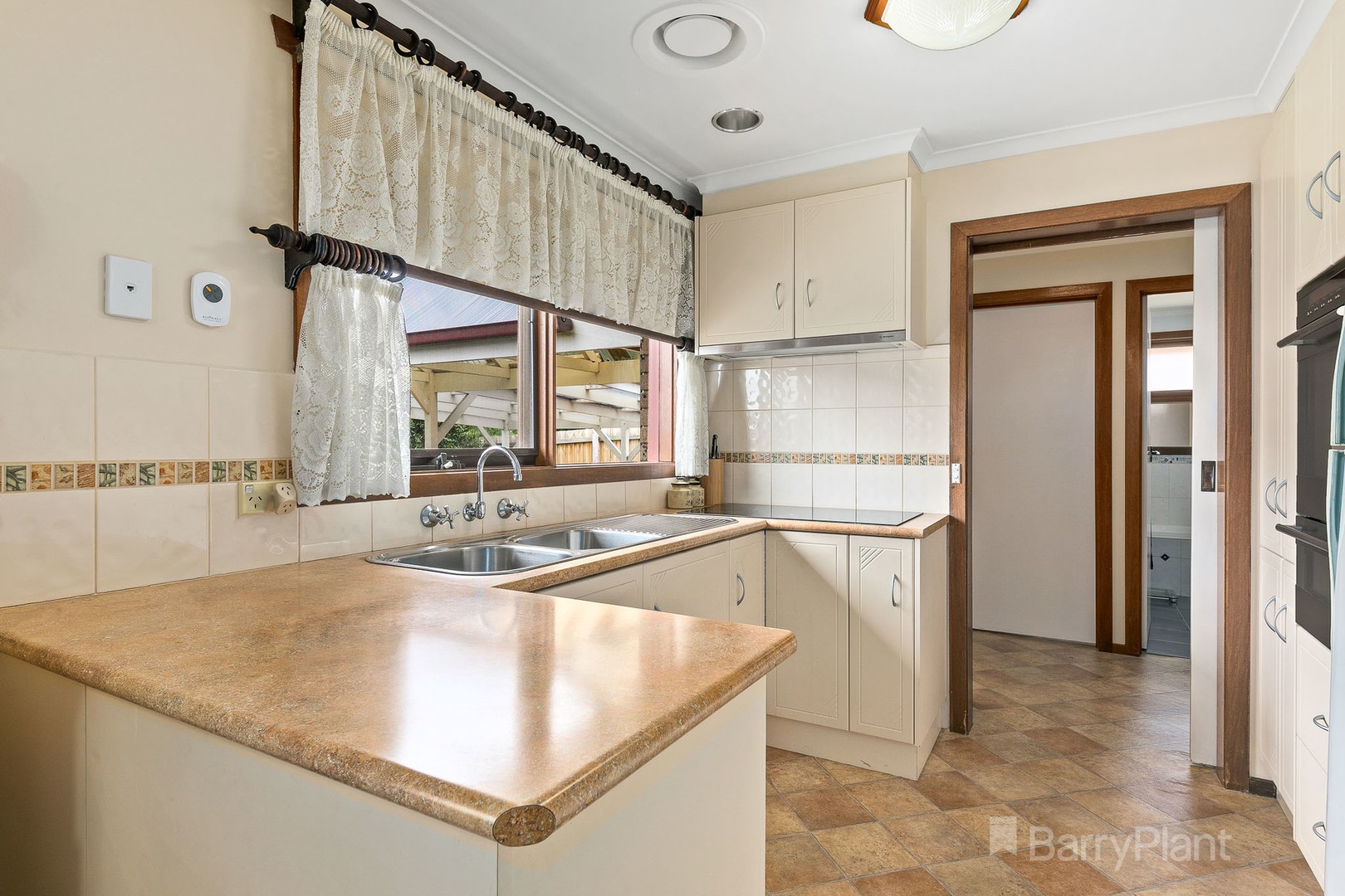 80 Sweeney Drive, Narre Warren, VIC 3805, Narre Warren - Thumbnail 6