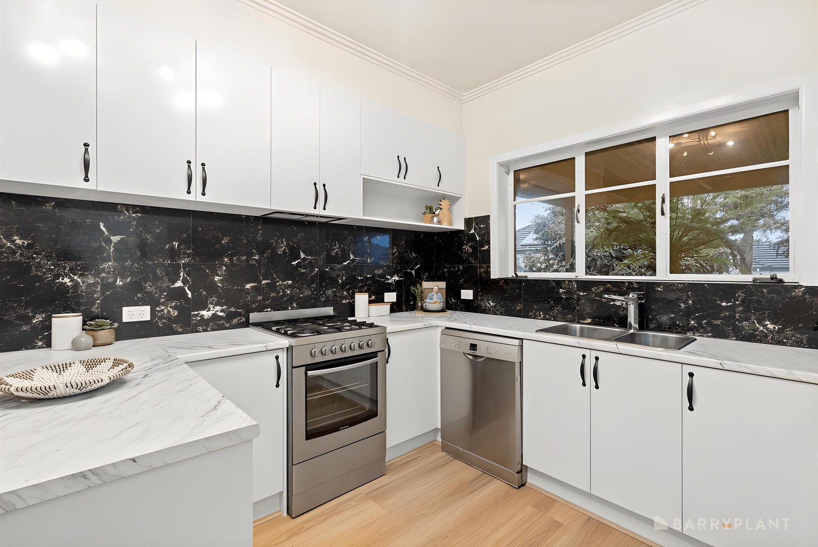 80 Thompsons Road, Bulleen, VIC 3105, Bulleen - Thumbnail 3